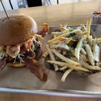 Rockin Rollerz Craft Burger - Rockin Rollar burger and truffle fries - Burgers Near Me - Abilene, Texas Rockin Rollerz Craft Burger - Rockin Rollar burger and truffle fries - Burgers Near Me - Abilene, Texas