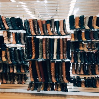 Shoes 4 Less - Shoe Stores Near Me - Compton, California Shoes 4 Less - Shoe Stores Near Me - Compton, California