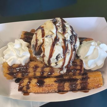 Flores Munchies - Churros and Ice Cream!! Amazing!!! - Shaved Ice Near Me - Rocklin, California