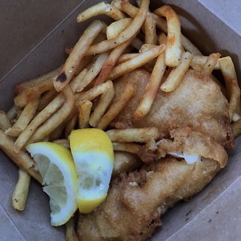 Sam's Chowder House - Fish and Chips - Seafood Near Me - Half Moon Bay, California