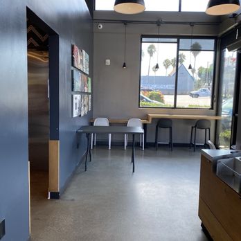 The Coffee Bean & Tea Leaf - Coffee & Tea Near Me - Redondo Beach, California