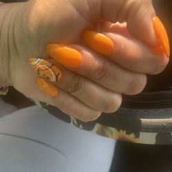Jolies Nails
