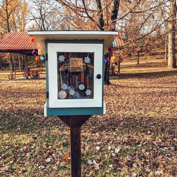 Fountain City Park - Fountain City Park's Free Little Library - Parks Near Me - Knoxville, Tennessee Fountain City Park - Fountain City Park's Free Little Library - Parks Near Me - Knoxville, Tennessee