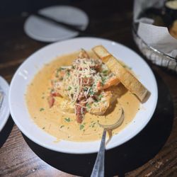The Pirates’ House - Shrimp N' Grits