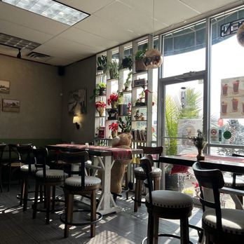 Cana Tea & Coffee - Interior - Bubble Tea Near Me - Houston, Texas