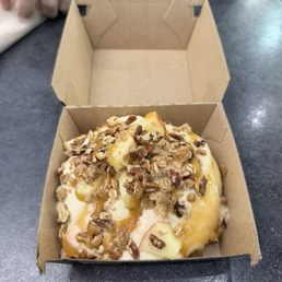 Apple pie roll