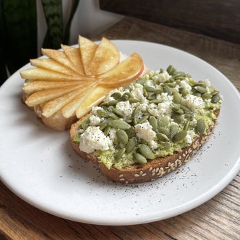 Humphreys Street - Avocado toast and seasonal ricotta toast with apples and honey - Coffee & Tea Near Me - Nashville, Tennessee Humphreys Street - Avocado toast and seasonal ricotta toast with apples and honey - Coffee & Tea Near Me - Nashville, Tennessee