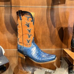 Lucchese