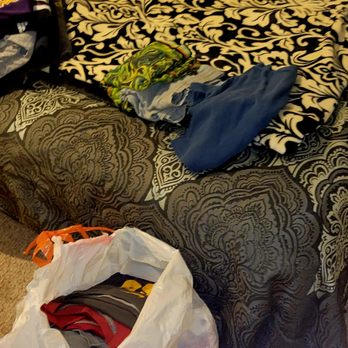 TNT Washateria - Bedding - Laundry Services Near Me - Conroe, Texas TNT Washateria - Bedding - Laundry Services Near Me - Conroe, Texas