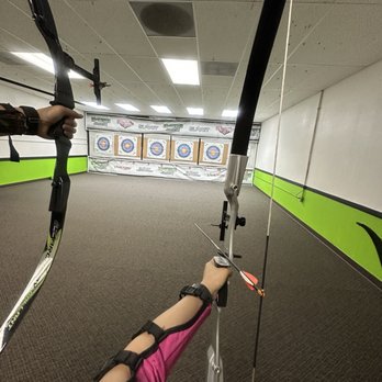 Hi-Tech Archery - Upstairs lesson - Archery Near Me - Fullerton, California Hi-Tech Archery - Upstairs lesson - Archery Near Me - Fullerton, California