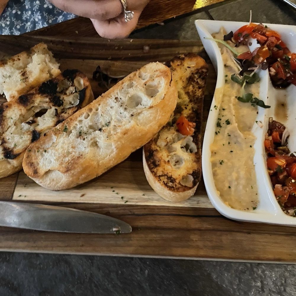 Cabernet Grill - Artisan Bread Basket - Seafood Near Me - Fredericksburg, Texas