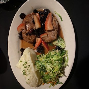 The Earle Restaurant - Duck - Wine Bars Near Me - Ann Arbor, Michigan