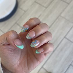 Polish Nails & Spa - Nails flower