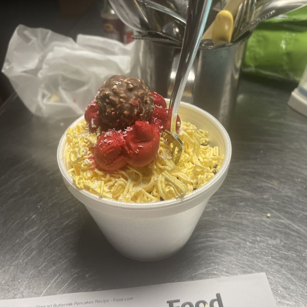 A spaghetti cupcake.