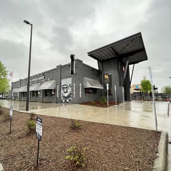 Mac's Speed Shop - Sports Bars Near Me - Concord, North Carolina