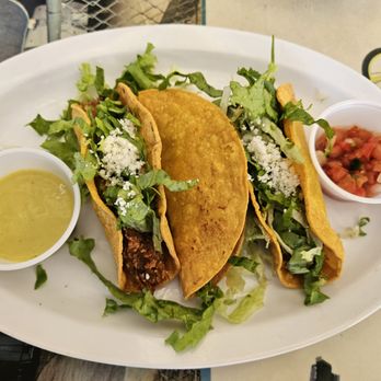 Wahoo's Fish Tacos - Tacos de Papa - Mexican Near Me - Costa Mesa, California Wahoo's Fish Tacos - Tacos de Papa - Mexican Near Me - Costa Mesa, California