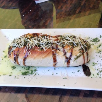 Lola Eclectic Cuisine - Free bread - Puerto Rican Near Me - Ponce, Puerto Rico Lola Eclectic Cuisine - Free bread - Puerto Rican Near Me - Ponce, Puerto Rico