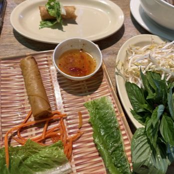 Pho Nhi - Vietnamese Eggrolls - 4pcs - Vietnamese Near Me - Houston, Texas