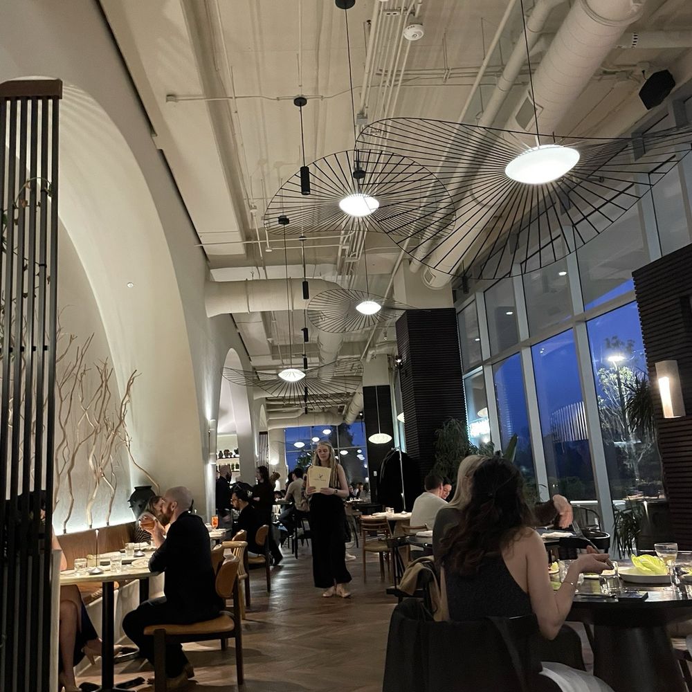 Peregrine - Restaurant vibes - American Near Me - Raleigh, North Carolina Peregrine - Restaurant vibes - American Near Me - Raleigh, North Carolina