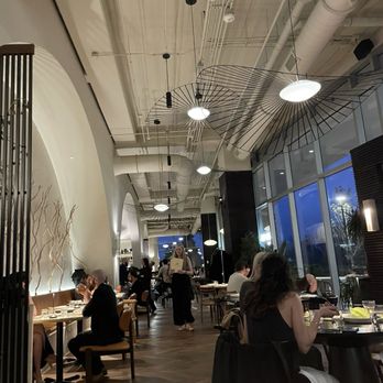 Peregrine - Restaurant vibes - American Near Me - Raleigh, North Carolina