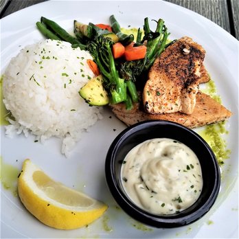 Foster's Kitchen Waikoloa - Fresh catch special was Opah (ordered blackened) - American Near Me - Waikoloa, Hawaii