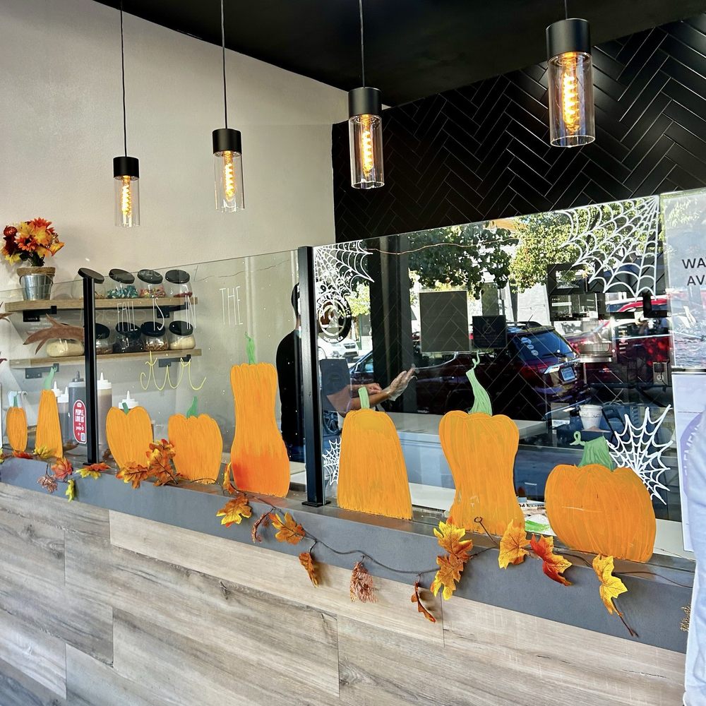 Element Shaved Creamery - Desserts Near Me - Yucaipa, California