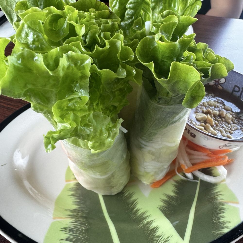 The Lemongrass - Spring Rolls - Vietnamese Near Me - Renton, Washington The Lemongrass - Spring Rolls - Vietnamese Near Me - Renton, Washington