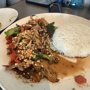Ling’s Wok Shop - Kung Pao chicken - Asian Fusion Near Me - Scottsdale, Arizona Ling’s Wok Shop - Kung Pao chicken - Asian Fusion Near Me - Scottsdale, Arizona