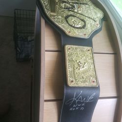 Vandergriffs Hoagies Franchising - Let's be fair. If you live in the TN area, and you're a WWE fan, you probably came here to get an autograph from the Big Red Machine Kane.