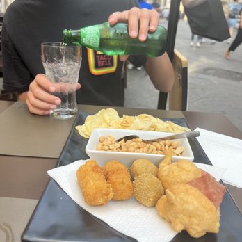 Caffe' Duomo - Tapas - Cafes Near Me - Florence, FI