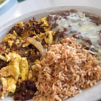 Ozzie's Diner - Diners Near Me - Commerce, California