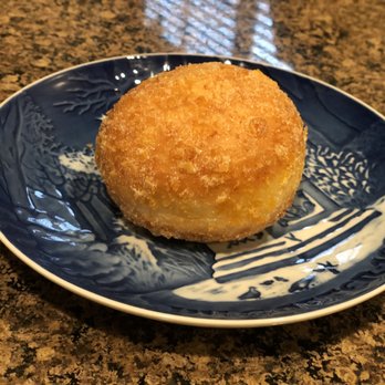 Fuji Bakery - Crunchy cream - Bakeries Near Me - Seattle, Washington