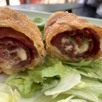Green Lantern Pizza - Reuben egg rolls. Wow! Fantastic!! Excellent corned beef! - Pizza Near Me - Berkley, Michigan