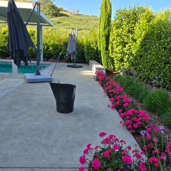Lopez Garden Services - Maintenance - Gardeners Near Me