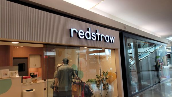 Redstraw Tea Bar Portland by null