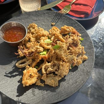 Straits - Honolulu - Crispy Calamari - Asian Fusion Near Me - Honolulu, Hawaii