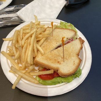 Moessner Farms - BLT with French fries - Specialty Food Near Me - Tehachapi, California