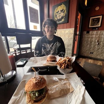 BRGRBELLY - Burgers Near Me - Chicago, Illinois