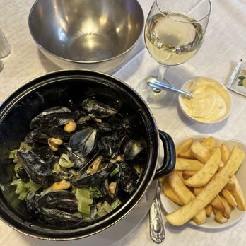 Lobster House - Belgian Near Me - Brussels, BRU Lobster House - Belgian Near Me - Brussels, BRU