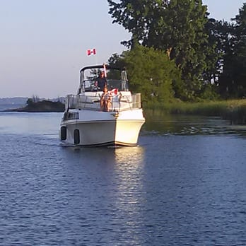 Treasure Island Marina - Our 32 Carver rental boat makes her way home after a week long adventure - Boat Repair Near Me - Kingston, Ontario Treasure Island Marina - Our 32 Carver rental boat makes her way home after a week long adventure - Boat Repair Near Me - Kingston, Ontario
