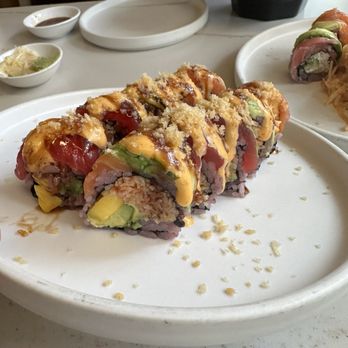 Harumi - Crunch Mango Roll - Japanese Near Me - Phoenix, Arizona