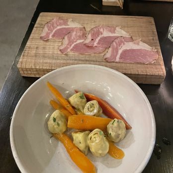 Actinolite Restaurant - Canadian (New) Near Me - Toronto, Ontario