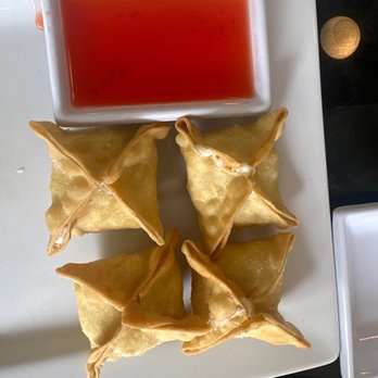 Green Ginger - Crab Rangoon (6 pcs) - Asian Fusion Near Me - Decatur, Georgia Green Ginger - Crab Rangoon (6 pcs) - Asian Fusion Near Me - Decatur, Georgia