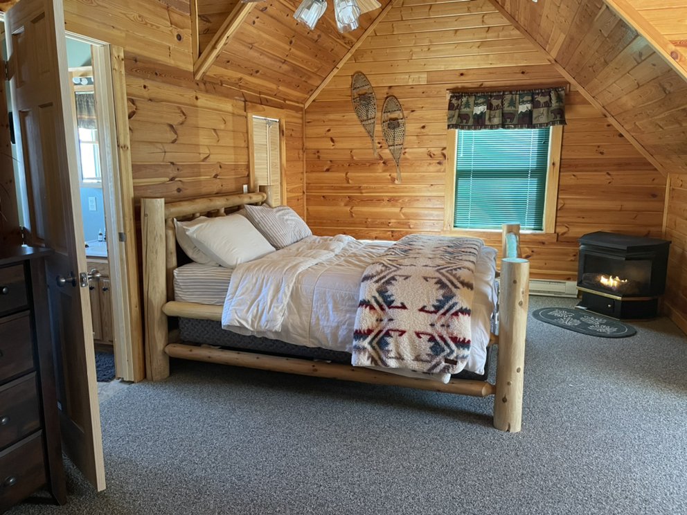 FERNWOOD LOG CABIN AT DEEP CREEK Updated May 2024 211 Fernwood Dr