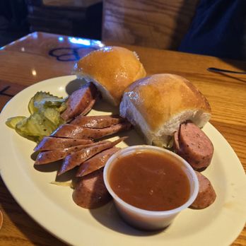 Harris County Smokehouse - Sausage and rolls - Barbeque Near Me - Houston, Texas Harris County Smokehouse - Sausage and rolls - Barbeque Near Me - Houston, Texas