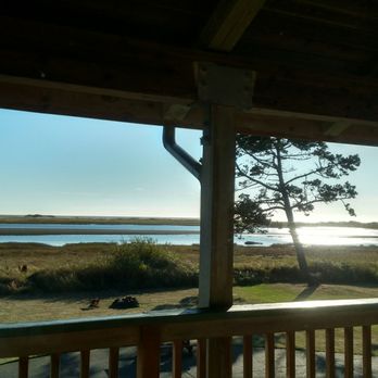 Tradewinds On-the Bay - Hotels Near Me - Tokeland, Washington Tradewinds On-the Bay - Hotels Near Me - Tokeland, Washington
