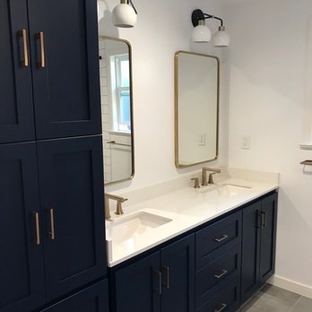 Alex Tzang Architects - Master bath - Architects Near Me - San Bruno, California