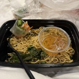 Garlic Noodles & Summer Rolls (2) Garlic Noodles & Summer Rolls (2)