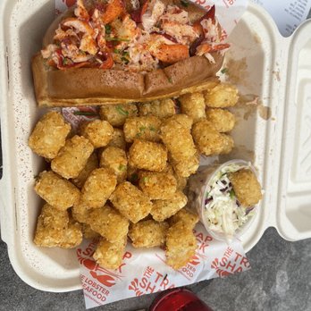 The Trap Shack - OG lobster roll and tots!!!  Yum! - Seafood Near Me - Carlsbad, California