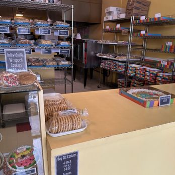Eileen's Colossal Cookies - Cookies - Bakeries Near Me - Edmond, Oklahoma Eileen's Colossal Cookies - Cookies - Bakeries Near Me - Edmond, Oklahoma